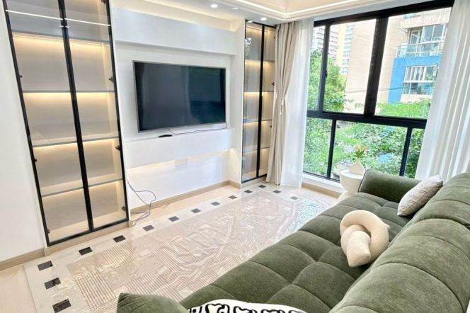 2 Brs, 1 Living room, Floor Heating/Central ac, 100 sqm @ Xiaonanmen station L9