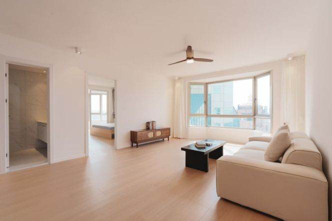 Jiashan Rd. high rise bright and sunshine cozy 2br 