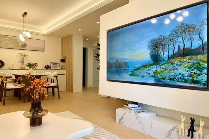 brand new 2brs floor heating modern furniture near Huang pu river & IFC line 2,9,14 only 21K