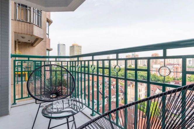 modern 2brs floor heating open balcony great view beside IAPM line 1,10,12 only 26.3K