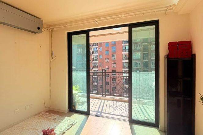2 Brs, 1 Living room with Open Balcony, 110 sqm @ Wuding metro L14