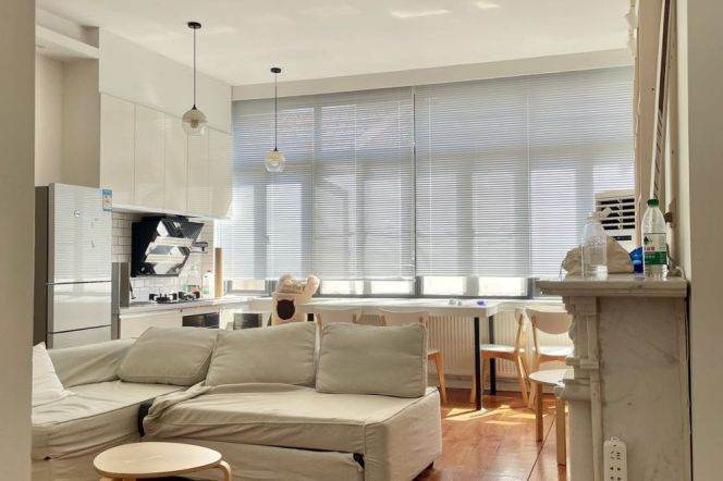 1 Br, 1 Living room with Wall Heating/Oven/Dryer @ South Shaaxi metro L10