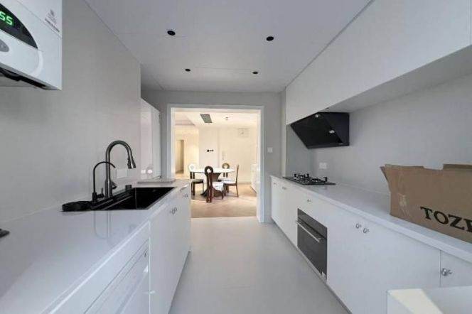 open view 180 sqm 3br@Zhaojiabang Rd station Line 7/9