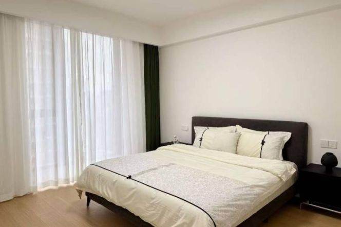 2br Great location@Zhongshan Park Line 2/3/4