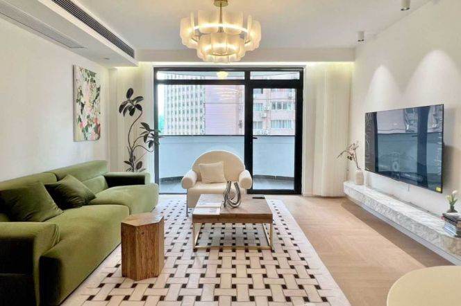 Sanhe Garden floor heat 2+1brs/2lr/2ba apt with balcony; L7/2