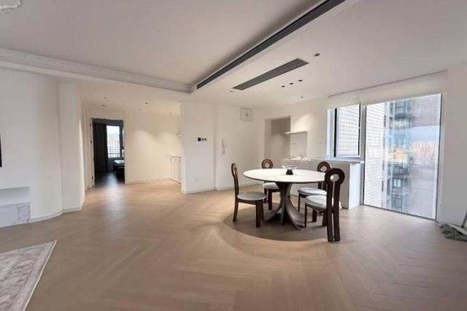 open view 180 sqm 3br@Zhaojiabang Rd station Line 7/9