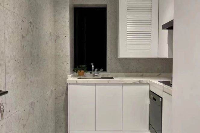 modern big 2brs floor heating open balcony near Jing an temple line 2,7,14 only 18.3K