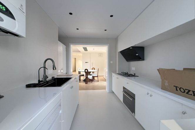 brand new big 3brs floor heating brand new furniture good view beside line 7,9 