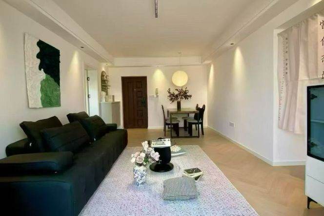 Da‘an City Xinzha rd/Shimen (2nd) rd floor heating 2brs/2lv/1bt apt; L13