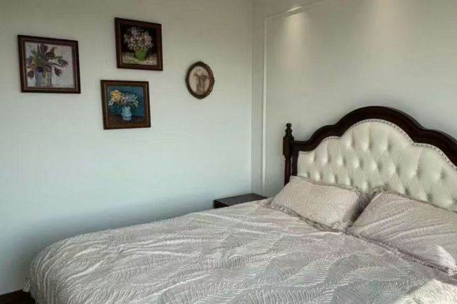 modern 5brs penhouse big terrace floor heating great view in Xujiahui 64K