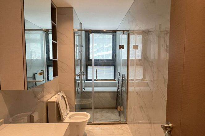 modern brand new 4brs floor heating nice balcony beside Huang pu river line 4,8 