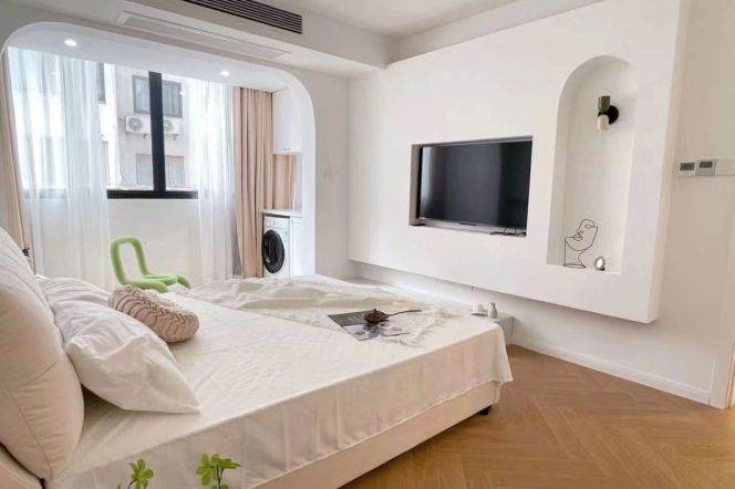 Wuding Rd. Modern and cozy 1br bright and sunshine