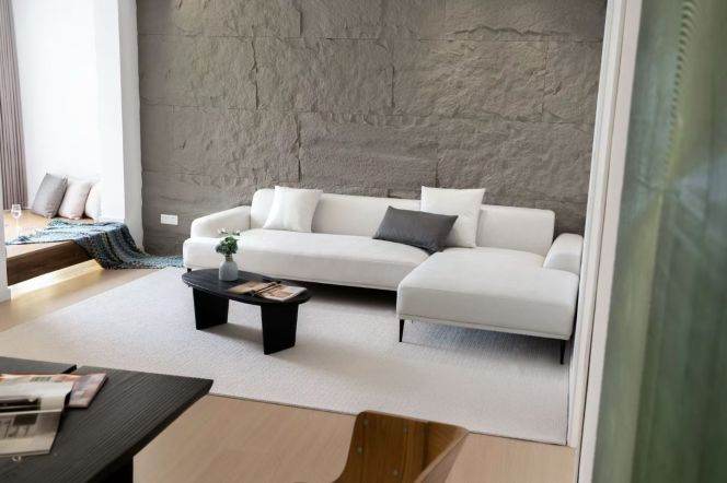 2 Brs, 2 Baths, Floor Heating/Central ac/Oven/Dish washer, 130 sqm @ Lujiabang metro L8