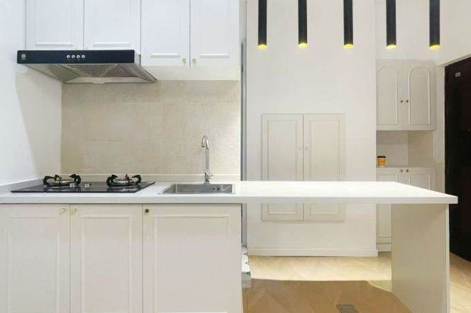 Fresh 1br Nr south Shaanxi Rd M1/10/12