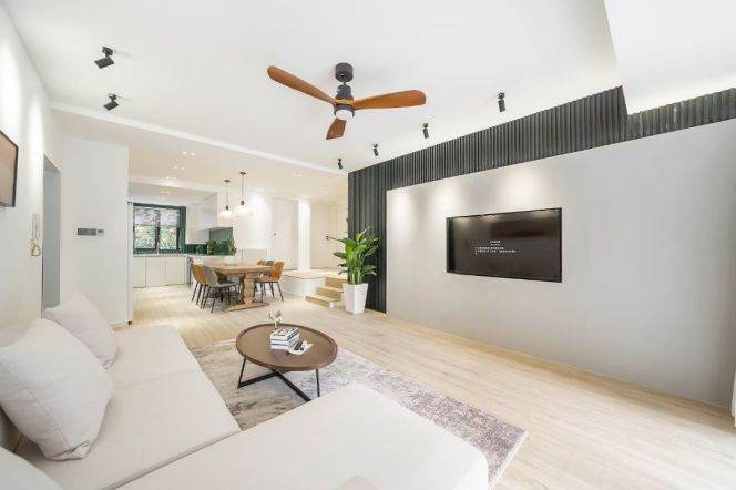 modern 3brs open balcony floor heating nice open kitchen near line 2 and Su zhou river 20.3K