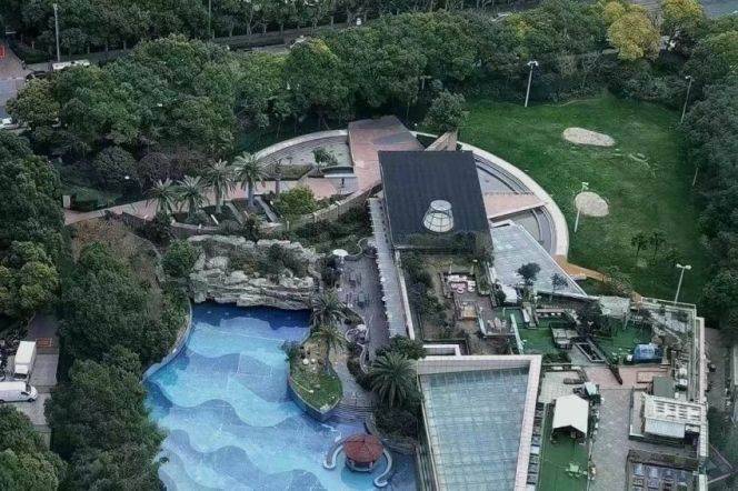 brand new super modern 3brs floor heating modern furniture beside Huang pu river