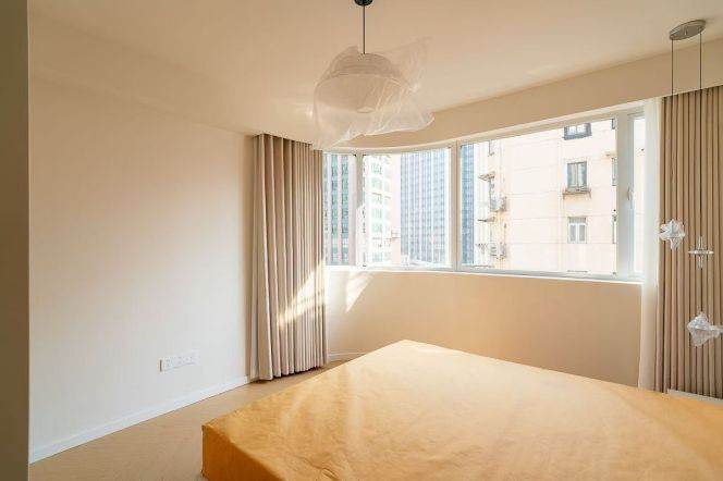 Jiangning rd/Wuding rd nice 3brs/2lv/2ba apt; L7