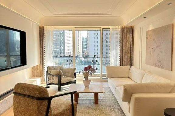 Huge 3br open view@Xujiahui station Line 1/9/11