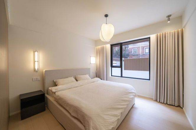 Xinhua rd/Panyu rd floor heating 3br/2lr/2ba apt wt garden; L10/11