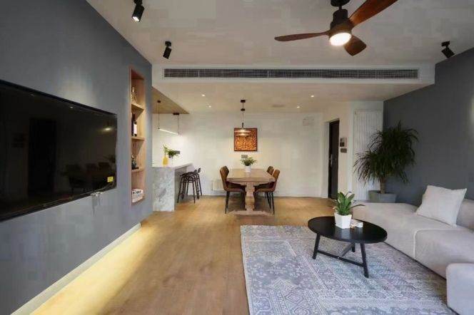 modern big 2brs open balcony wall heating near Su zhou river line 13,14 shopping mall 20K 