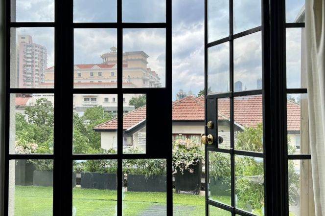 Hengshan Rd. roof-top with 80sqm terrace big living room