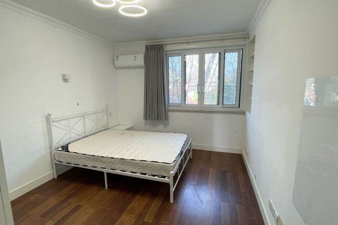 Modern 2Brs/1Lr/1Bt apt nr Hengshan rd,M1/7/9/12