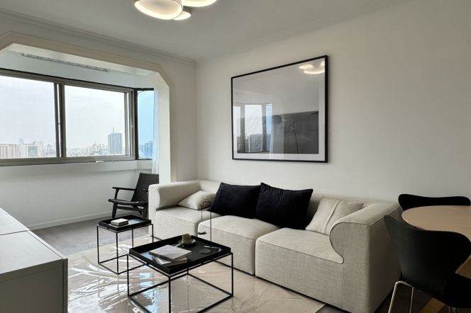 Highrise 2Br 2bathr 120Sqm +floor heating | Xintiandi MtL10/13 | Modern & Cozy