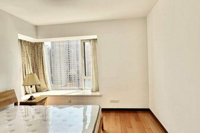 Madang Rd high-end 3Br,good location,good layout,2balconies