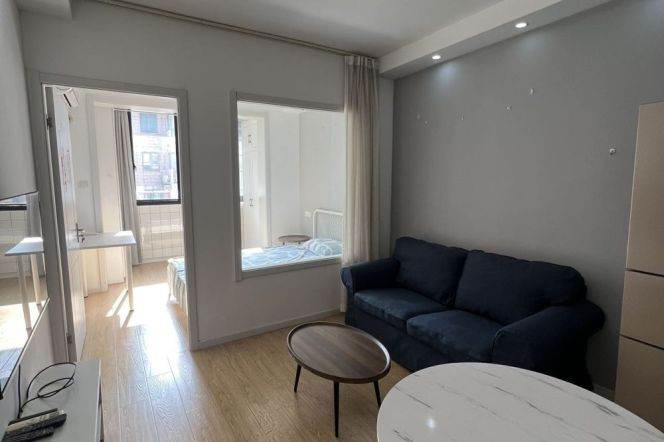 0 distance Jiangsu rd Metro L2&11  | Bright 1br | Modern style | 5.8K