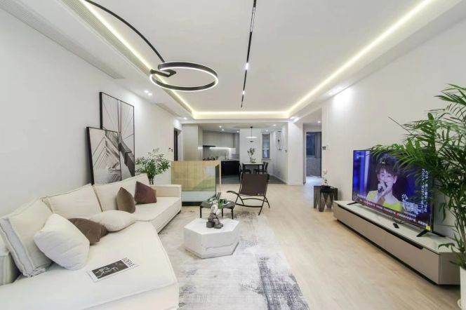 modern duplex 5brs floor heating nice garden near Huang pu river line 7,12 only 37K