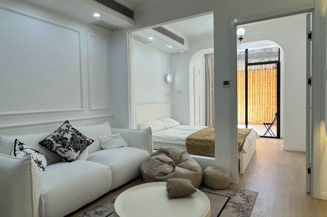 Big yard | Next to L10/11 Jiaotong University | Great sunshine 7.2K