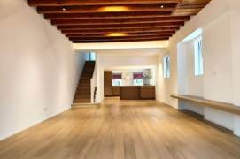 Whole house 3BR 2Baths Nanjing(w) Rd 39k