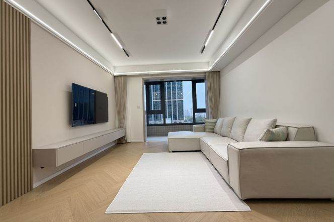 brand new big 2brs floor heating near line 2,15 parkson and su zhou river 