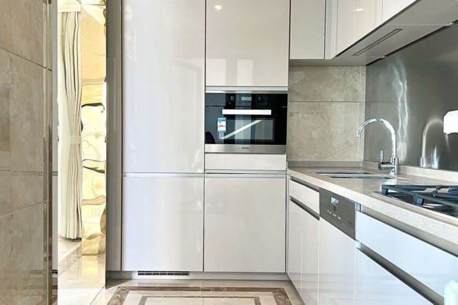 modern duplex 4brs pehouse floor heating terrace nice view beside Huang pu river line 7,12