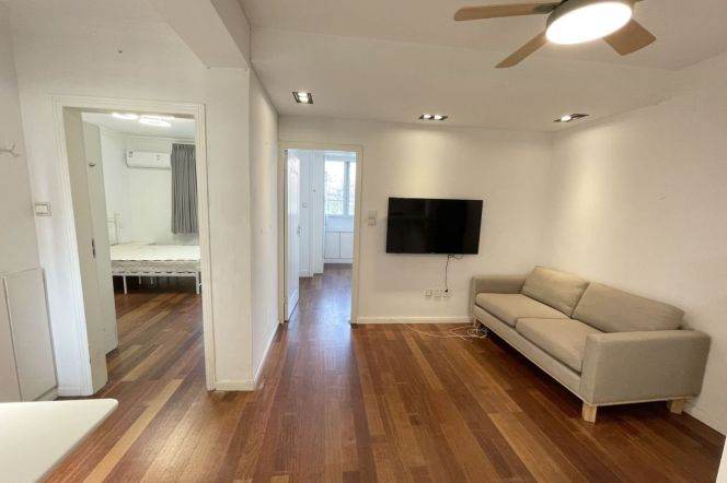 Modern 2Brs/1Lr/1Bt apt nr Hengshan rd,M1/7/9/12