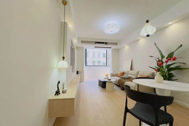 Spacious &Cozy 1Br/2Lr/1Bt Close to L2/3/4 Zhongshan Park Station 