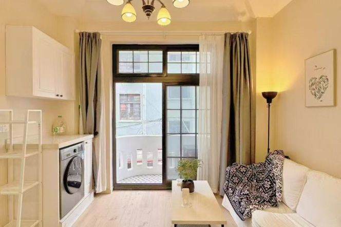 Furnished 1br-West Nanjing Road