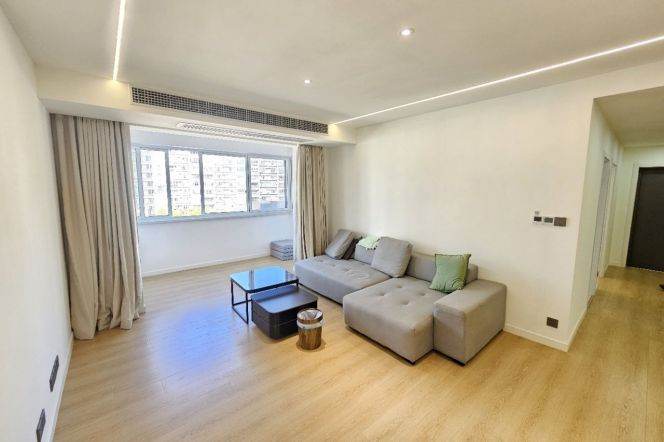 Dong'an Rd. cozy and bright 3br 