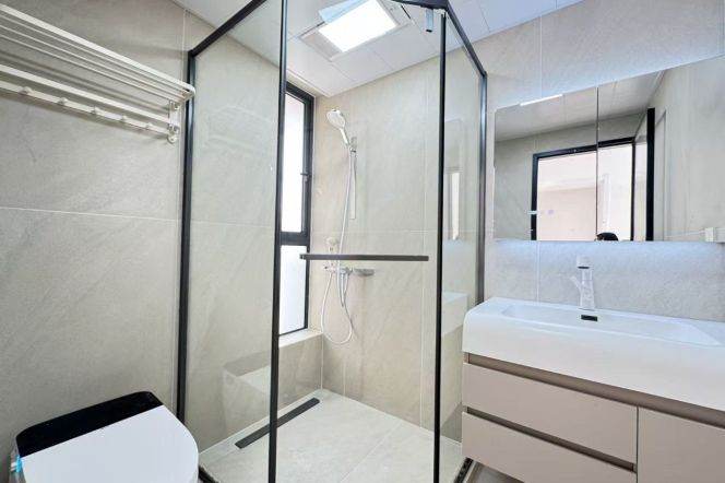 Renovated 3BR 2BA Residence close to Century Park, Pudong