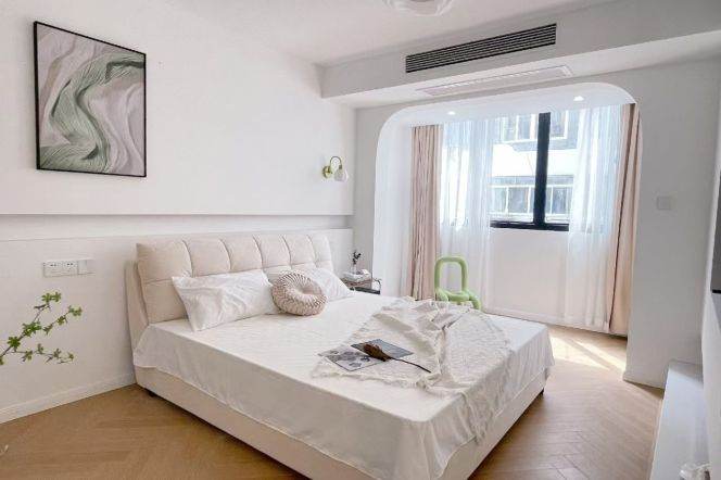 Elevator Spacious 1Br/2Lr/1Bt Close to L2/11 Jiangsu Rd Metro Station 