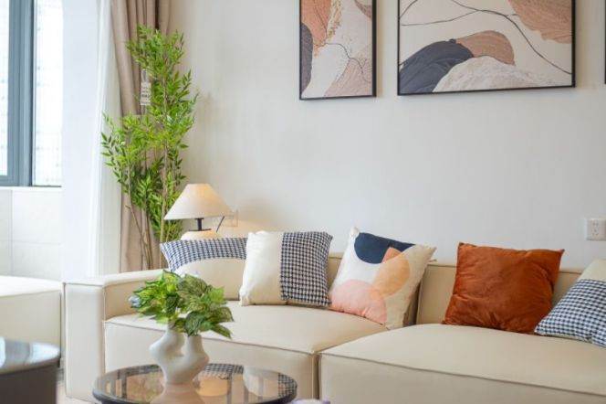 Modern 1BR Apt +elevator  | West Nanjing rd | Suzhou River view 7.8K