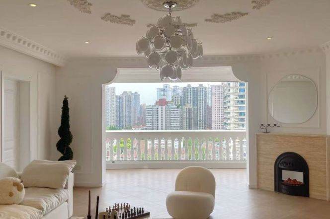  3Beds Gem in Xuhui . Avocado Green/ Full floor Heatin/Siemens Appliances 