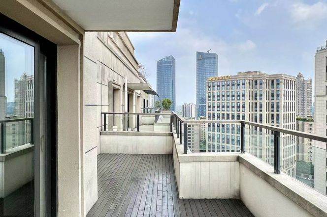 modern duplex 4brs pehouse floor heating terrace nice view beside Huang pu river line 7,12