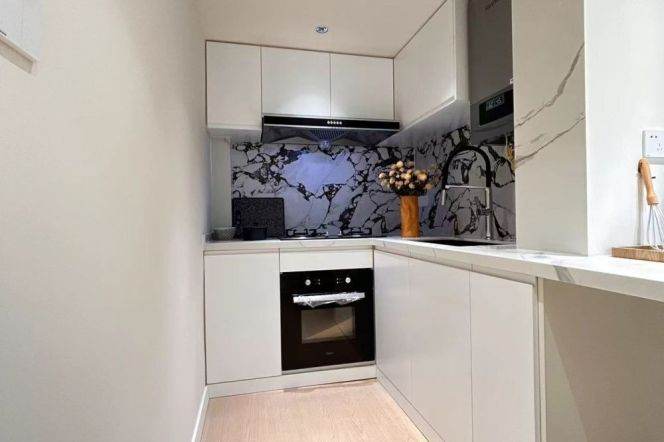 jiaotong uni 1BR/big living room@L10/11