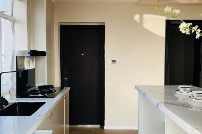 Bright 1Br 15F | South Shanxi rd & Mid Huaihai rd Mt | Elevator + Heating