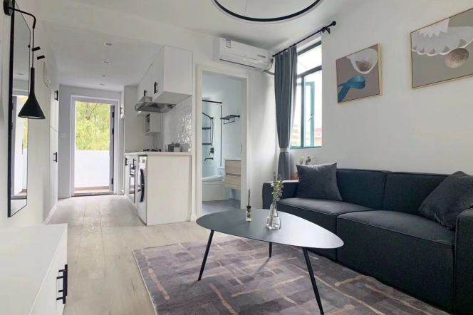 Yuyuan rd/modern 1br 1lr/all bright room/nice location,Zhongshan park@L2/3/4