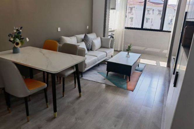 hongqiao rd floor heat 1BR/big living room@L3/4/10