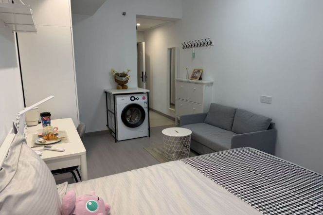 1Studio near line 10 Tong'ji, Fu'dan and SISU(ESSCA) Uni can long and short term lease