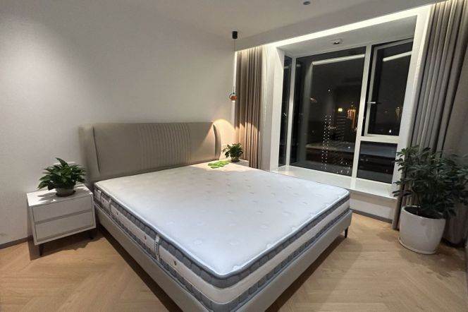 Modern&Highrise 1BR +Heating | Good compound | Changping rd and Changshou rd Mt L7/13