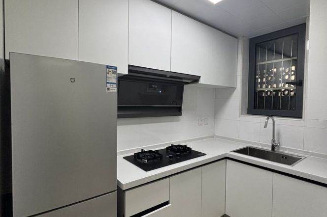 1 br near L9 caohengjing station